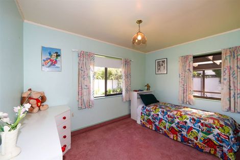 Photo of property in 54 Reynolds Road, Havelock North, 4130