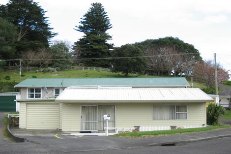 Photo of property in 55 Wynyard Street, Bell Block, New Plymouth, 4312