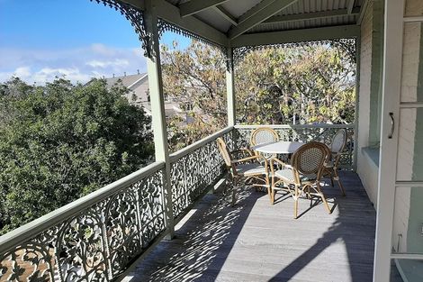 Photo of property in 2/24 Church Street, Devonport, Auckland, 0624