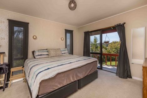 Photo of property in 11 Falls View Road, Haruru, 0204