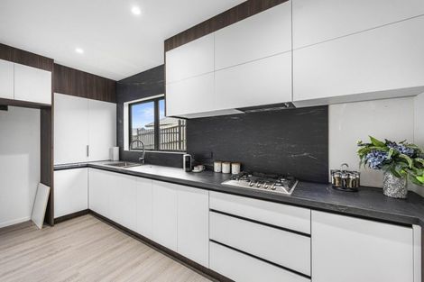 Photo of property in 32 Tahuna Minhinnick Drive, Glenbrook, Waiuku, 2681