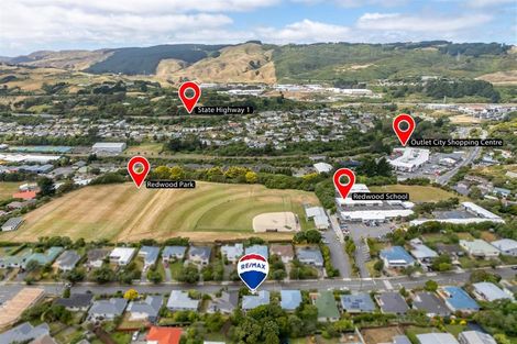 Photo of property in 76 Redwood Avenue, Tawa, Wellington, 5028