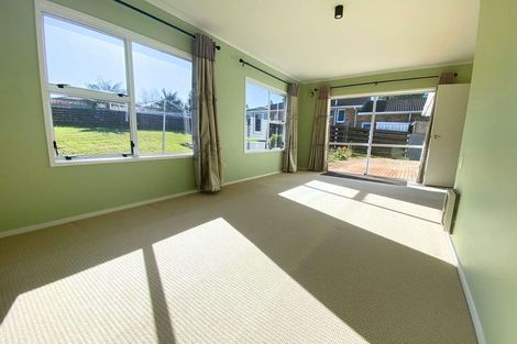 Photo of property in 5 Opal Avenue, Pakuranga, Auckland, 2010
