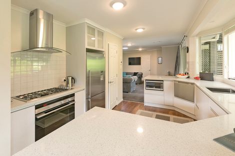 Photo of property in 23 Applemoors Way, Riverhead, 0820