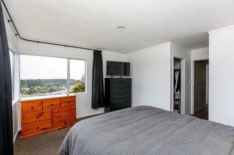 Photo of property in 11 Crownhill Street, Spotswood, New Plymouth, 4310