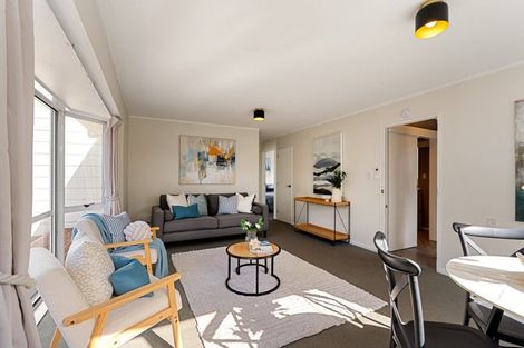 Photo of property in 18a Bracken Road, Newlands, Wellington, 6037