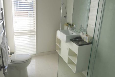 Photo of property in 18d Holmwood Road, Merivale, Christchurch, 8014