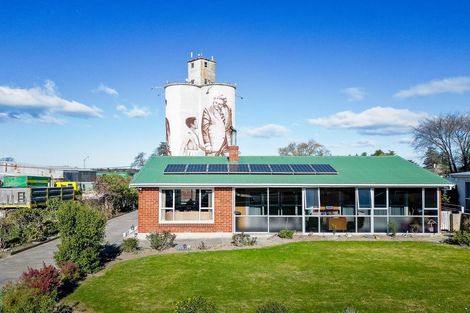 Photo of property in 85 Shearman Street, Waimate, 7924