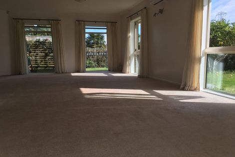 Photo of property in 103c Hill Road, Manurewa, Auckland, 2105