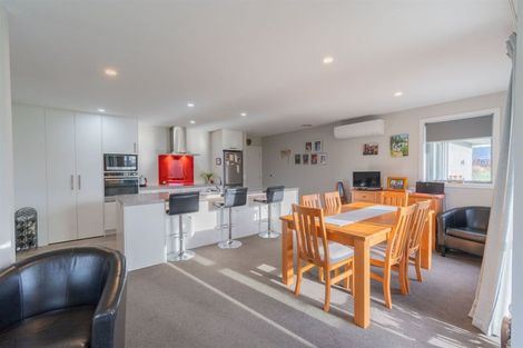 Photo of property in 25 Tawera Place, Te Anau, 9679