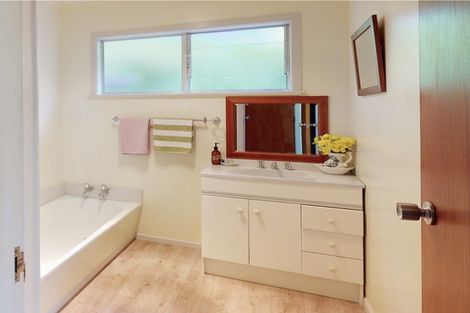 Photo of property in 31 Winston Street, Crofton Downs, Wellington, 6035