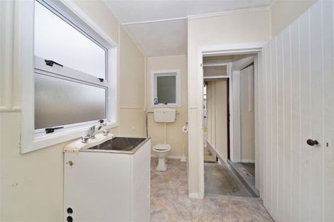 Photo of property in 419 Waihi Road, Normanby, Hawera, 4614