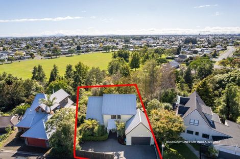 Photo of property in 8 Deborah Place, Dinsdale, Hamilton, 3204