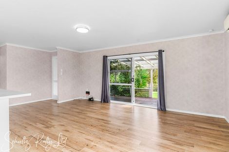 Photo of property in 9 Whaka Street, Maungaturoto, 0520