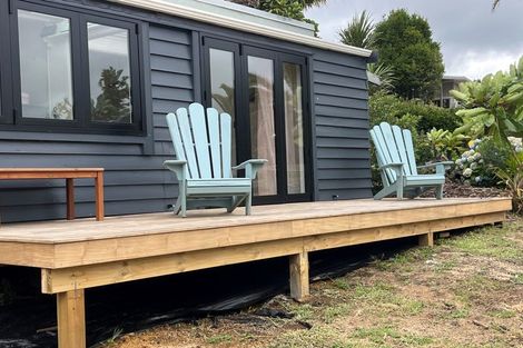 Photo of property in 216 Massey Road, Waipu, 0582