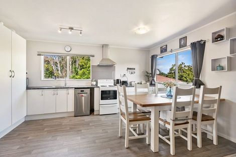 Photo of property in 6 Glover Place, Onerahi, Whangarei, 0110