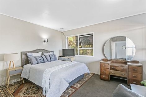 Photo of property in 28 Weldene Avenue, Glenfield, Auckland, 0629