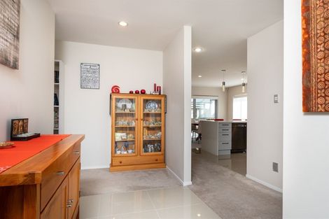 Photo of property in 98 Tapu Road, Huapai, Kumeu, 0810