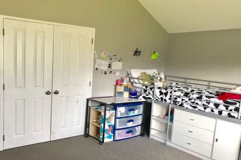 Photo of property in 1/49 Ferry Road, Arkles Bay, Whangaparaoa, 0932