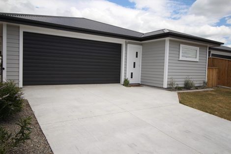 Photo of property in 13 Sutherland Crescent, Westbrook, Palmerston North, 4412