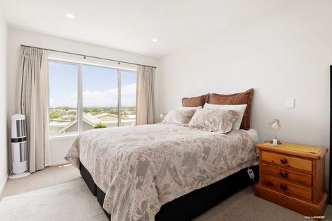 Photo of property in 4/19 Ruakiwi Road, Hamilton Lake, Hamilton, 3204