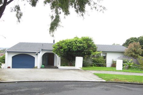 Photo of property in 42 Ridgemount Rise, Mangere Bridge, Auckland, 2022