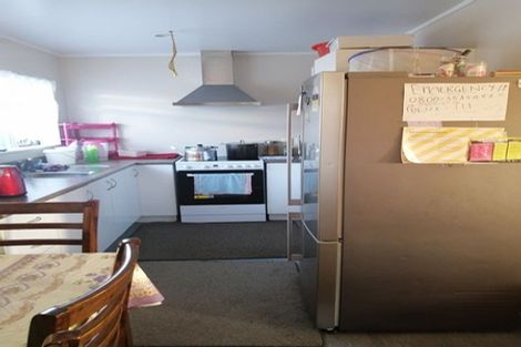 Photo of property in 33 Bellville Drive, Clendon Park, Auckland, 2103