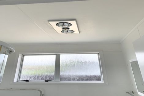 Photo of property in 50b Hartford Crescent, Totara Park, Upper Hutt, 5018