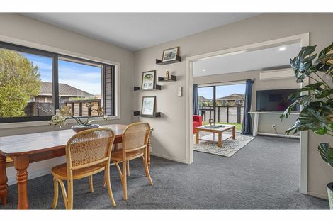 Photo of property in 135 Queenspark Drive, Parklands, Christchurch, 8083