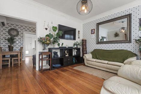 Photo of property in 143 Broadway, Marton, 4710