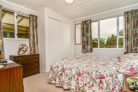 Photo of property in 62 Domett Street, Westport, 7825