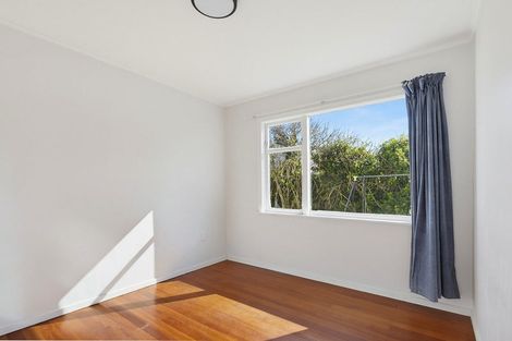 Photo of property in 3/139 Queens Drive, Lyall Bay, Wellington, 6022