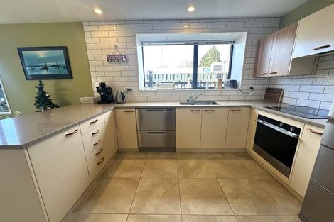 Photo of property in 74 Maidstone Road, Ilam, Christchurch, 8041