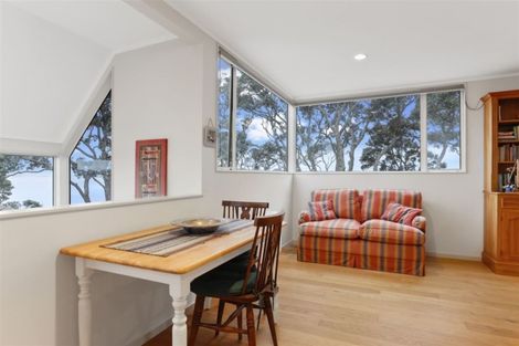 Photo of property in 30 Marellen Drive, Red Beach, 0932
