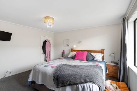 Photo of property in 32 Nixon Street, Tinwald, Ashburton, 7700