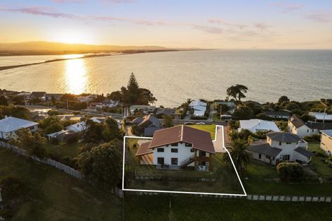 Photo of property in 109 Town Point Road, Maketu, Te Puke, 3189