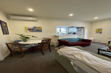 Photo of property in 124 Aro Street, Aro Valley, Wellington, 6021