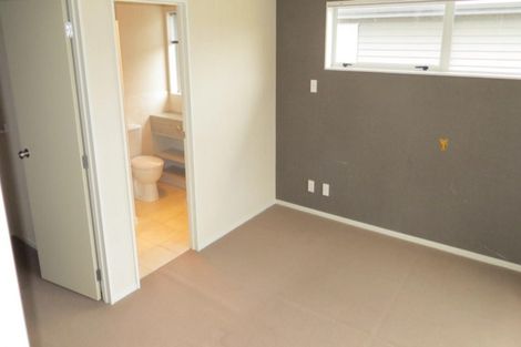 Photo of property in 4 Vinci Court, Manurewa, Auckland, 2105