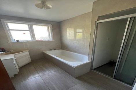 Photo of property in 309 Wairakei Road, Bryndwr, Christchurch, 8053