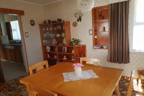 Photo of property in 185 South Road, Hawera, 4610