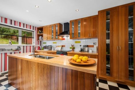 Photo of property in 99 Manuka Street, Stokes Valley, Lower Hutt, 5019