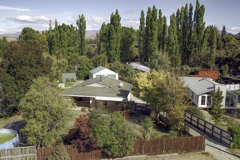 Photo of property in 33 Bernard Road, Albert Town, Wanaka, 9305