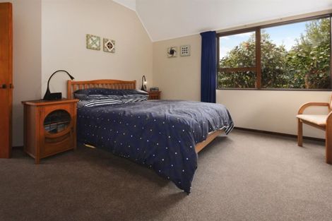 Photo of property in 9 Eclipse Lane, Whitby, Porirua, 5024