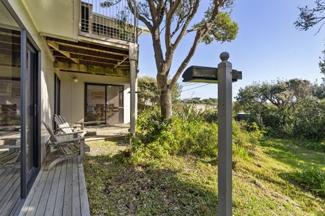 Photo of property in 5 Moana Street, Otaki Beach, Otaki, 5512