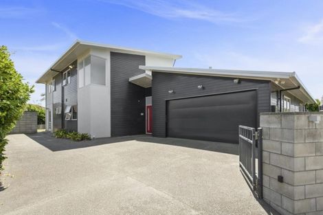 Photo of property in 115 Oriental Parade, Papamoa Beach, Papamoa, 3118