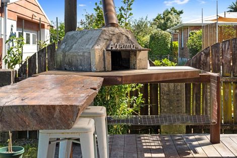 Photo of property in 15 Pemberton Crescent, Greerton, Tauranga, 3112