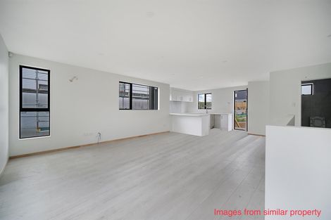 Photo of property in 9a Putiputi Way, Papakura, 2110