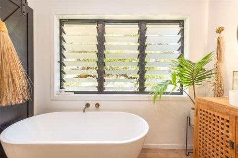 Photo of property in 9 Moncks Bay Lane, Moncks Bay, Christchurch, 8081