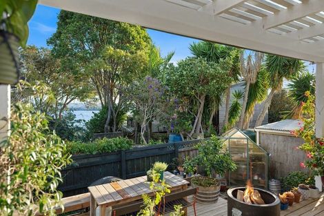 Photo of property in 1/146 Rangatira Road, Beach Haven, Auckland, 0626