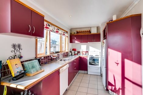 Photo of property in 1/474 Main North Road, Bay View, Napier, 4104